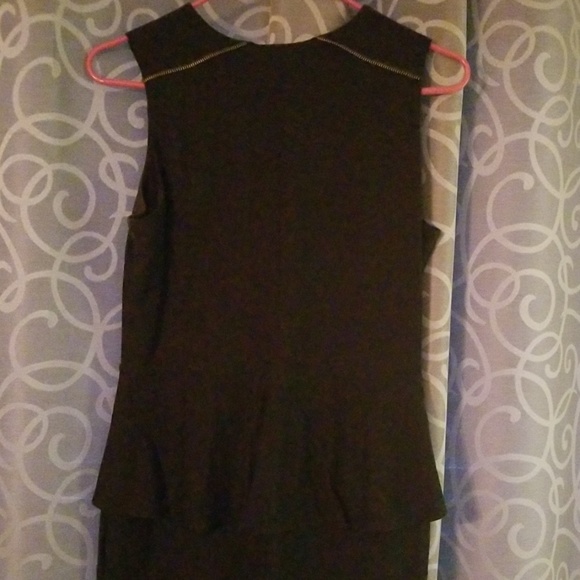 Black Dress - Picture 2 of 3